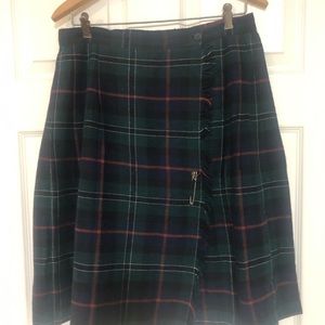 Women’s vintage tartan plaid school skirt